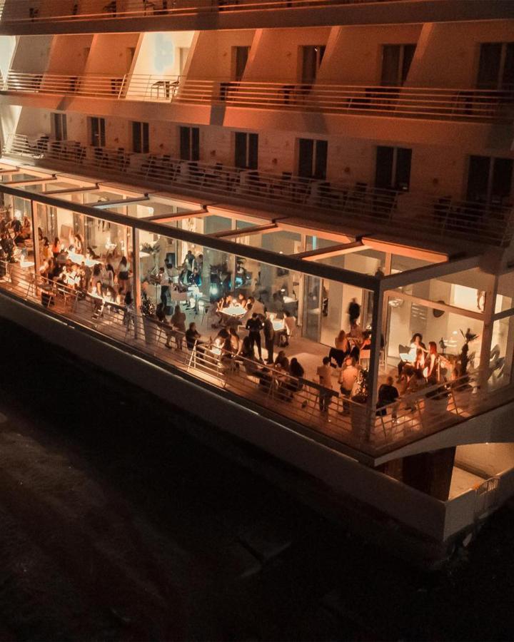 Hotel Miramare Stabia Castellammare di Stabia Bagian luar foto